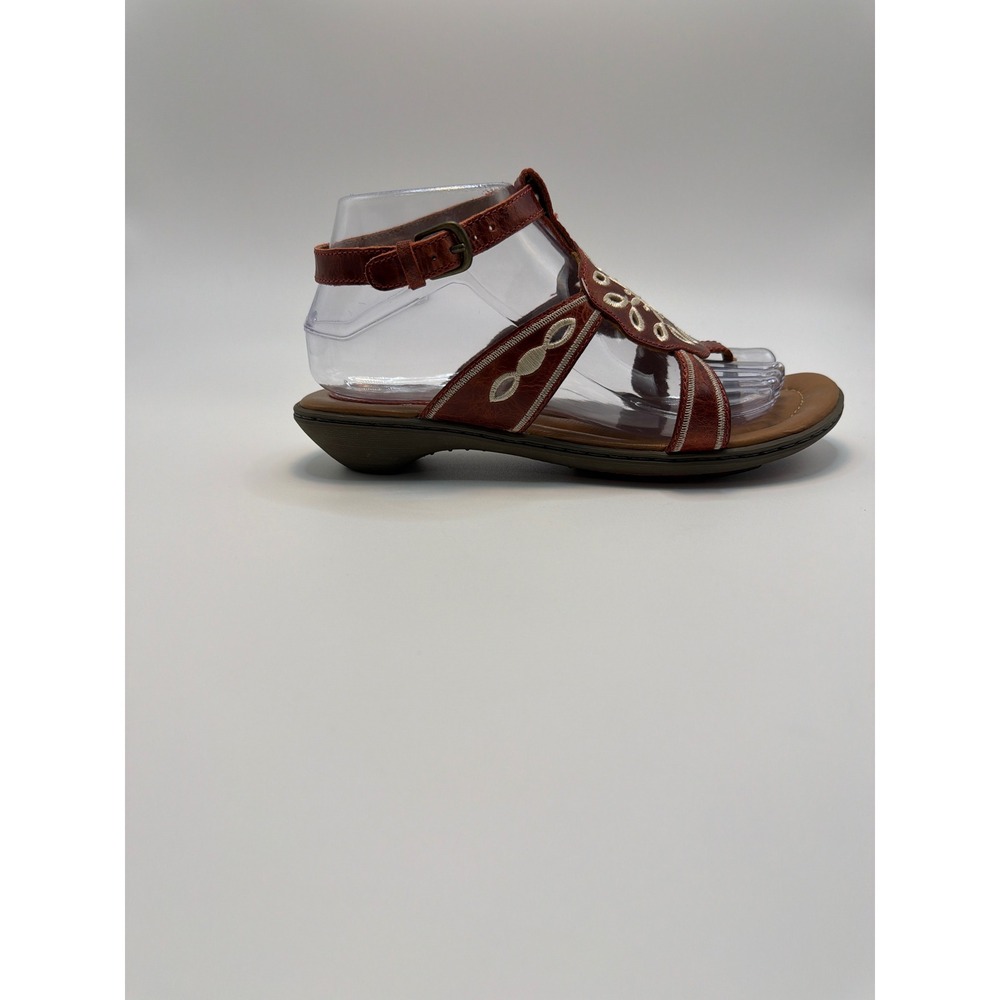 Ariat Leather T-Strap Embroidered Medallion Sandals Boho Western Size 8